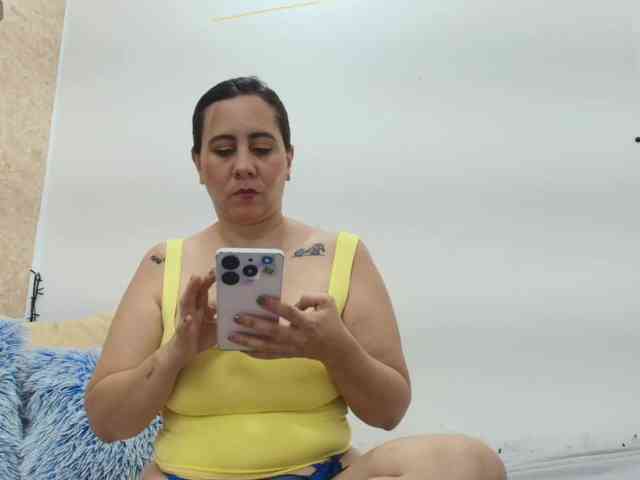 sophieTyler1 webcam