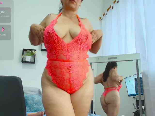 sophieTyler1 webcam