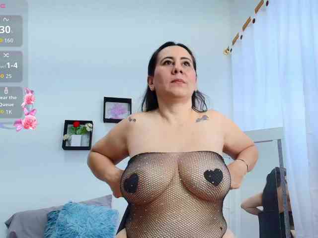 sophieTyler1 webcam