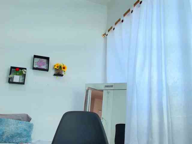 sophieTyler1 webcam