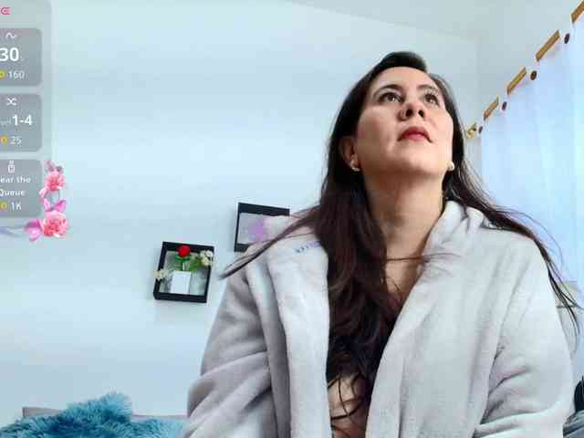 sophieTyler1 webcam