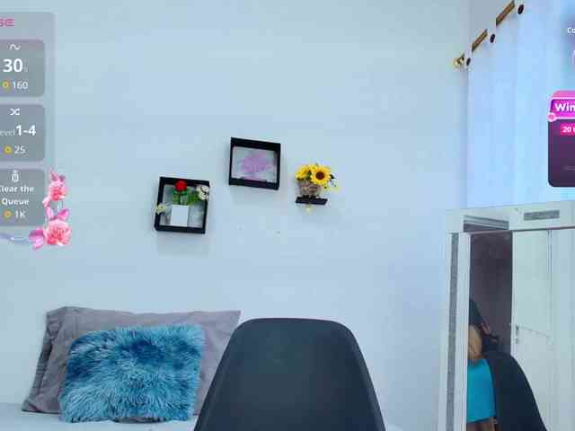 sophieTyler1 webcam