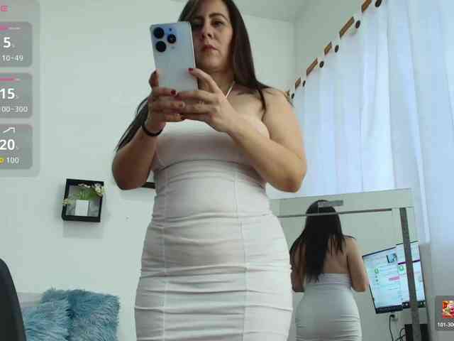 sophieTyler1 webcam