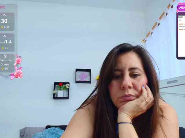 sophieTyler1 webcam