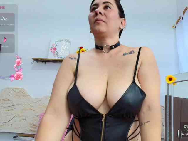sophieTyler1 webcam