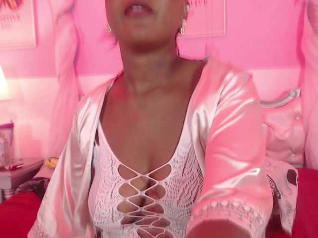 ScarlettToush live cam on BongaCams