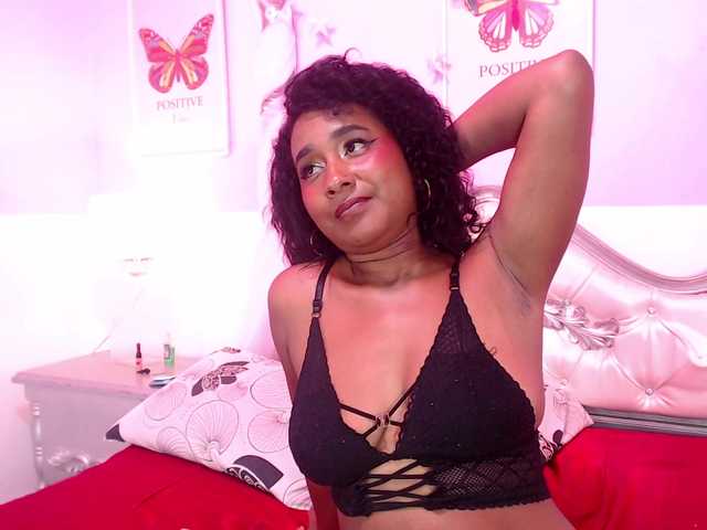 ScarlettToush live cam on BongaCams