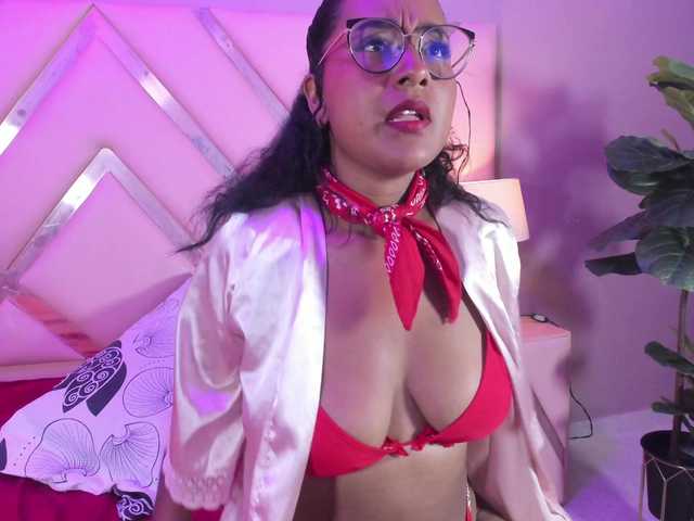 ScarlettToush live cam on BongaCams