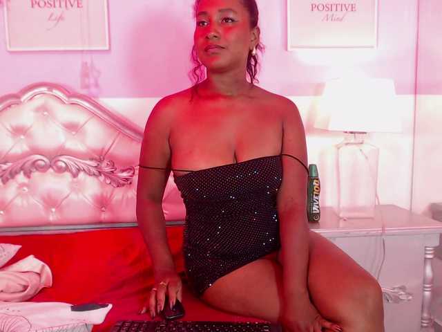 ScarlettToush live cam on BongaCams