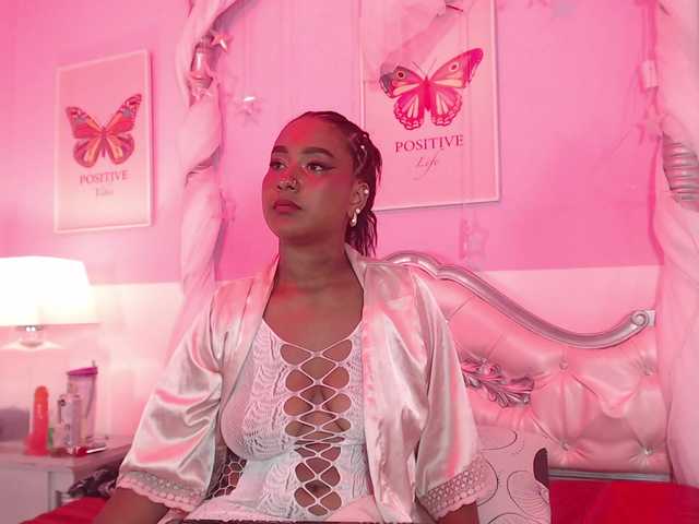 ScarlettToush live cam on BongaCams