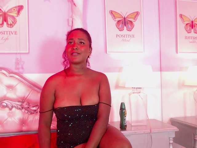 ScarlettToush live cam on BongaCams