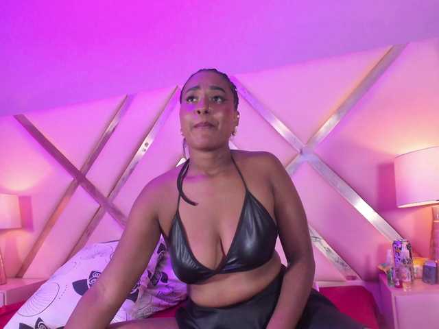 ScarlettToush live cam on BongaCams