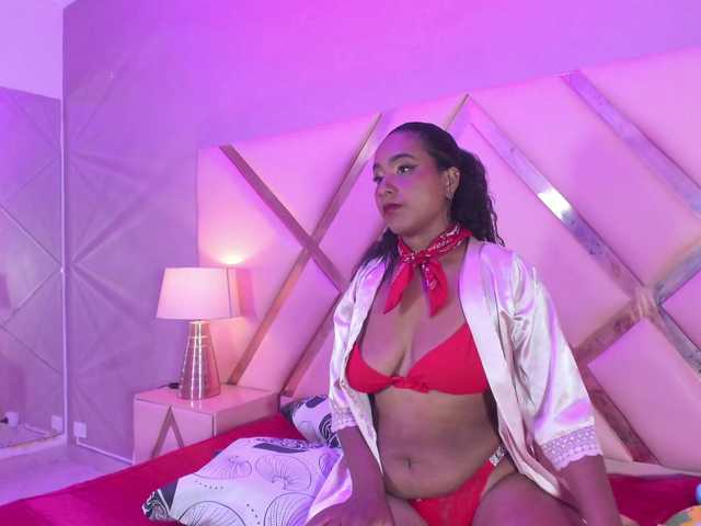 ScarlettToush live cam on BongaCams