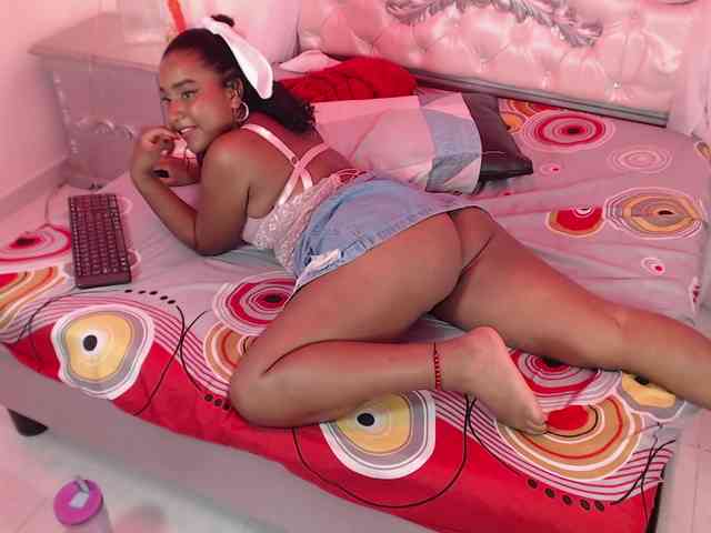 ScarlettToush webcam