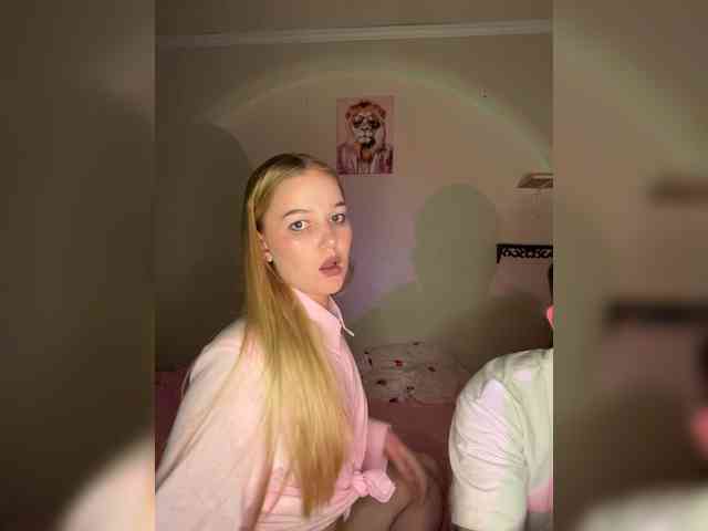 Asstiii1234 webcam