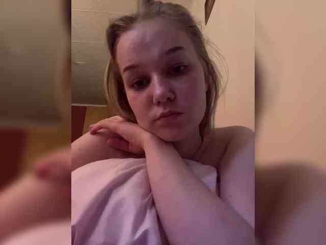 Asstiii1234 webcam