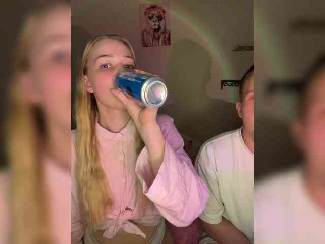 Mollify-1594444 live show