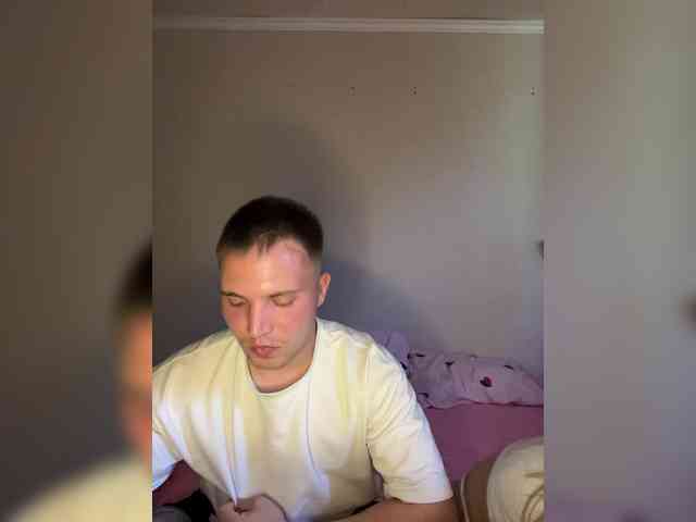 Asstiii1234 webcam