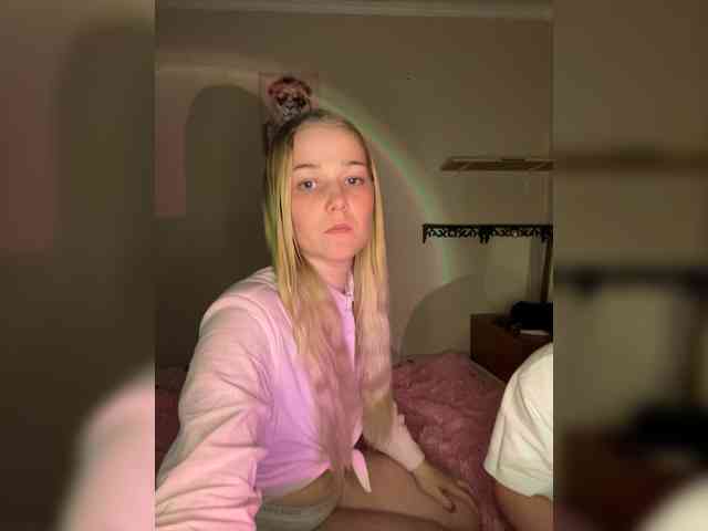 Asstiii1234 webcam