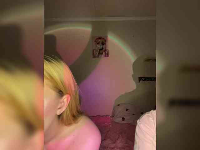 Asstiii1234 webcam