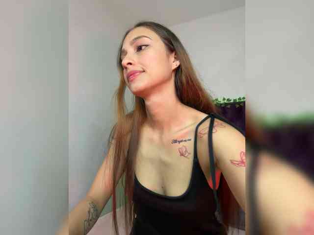 Cami-pink webcam