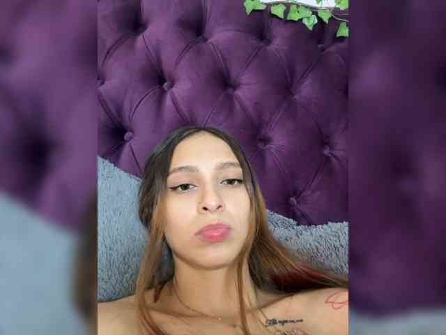 Cami-pink webcam