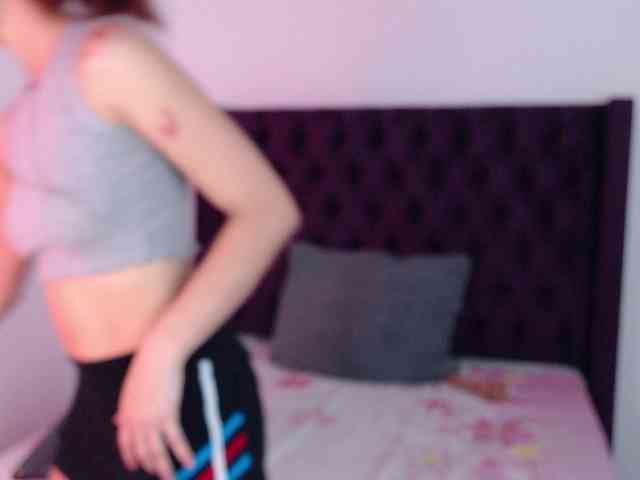 Cami-pink webcam