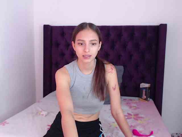 Cami-pink webcam