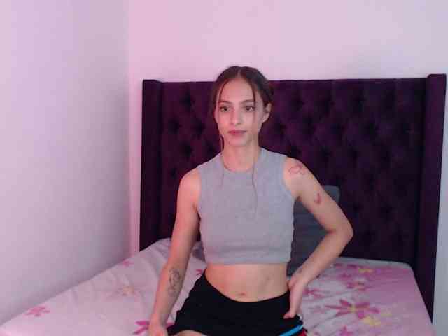 Cami-pink webcam
