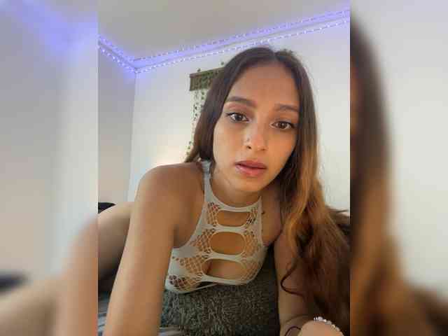 Cami-pink webcam
