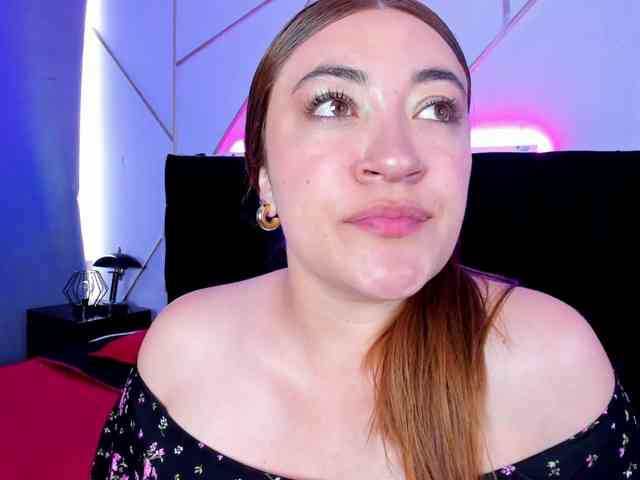 ZoeClarck webcam
