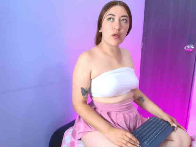 ZoeClarck webcam
