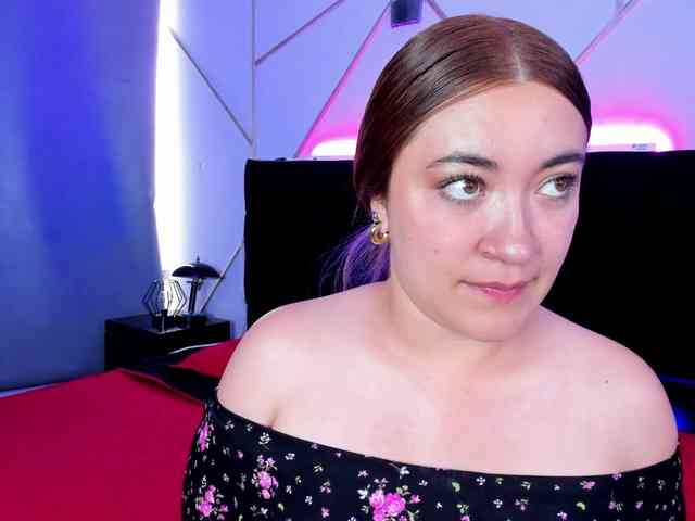 ZoeClarck webcam