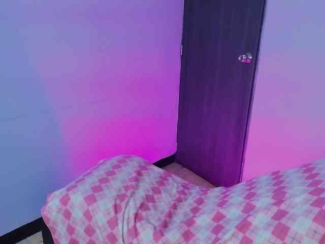 ZoeClarck webcam