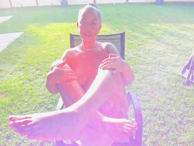 RanyaEvy live cam on BongaCams