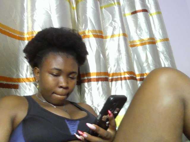 sexyebonita1 live cam on BongaCams