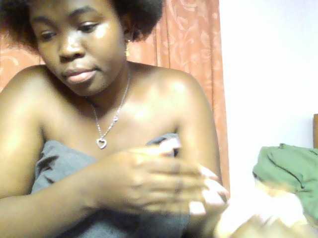 sexyebonita1 live cam on BongaCams