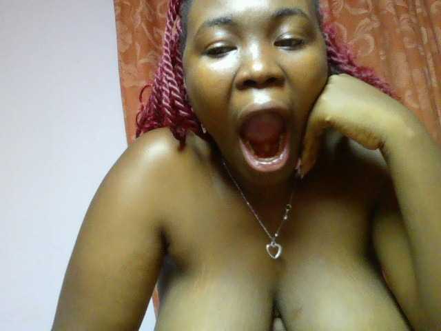 sexyebonita1 live cam on BongaCams
