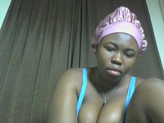 sexyebonita1 live cam on BongaCams