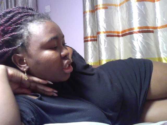 sexyebonita1 live cam on BongaCams