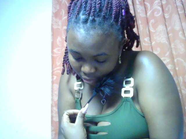 sexyebonita1 live cam on BongaCams