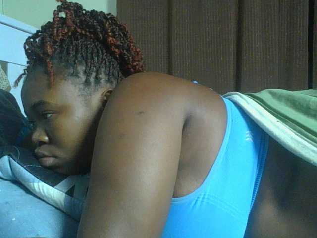 sexyebonita1 live cam on BongaCams