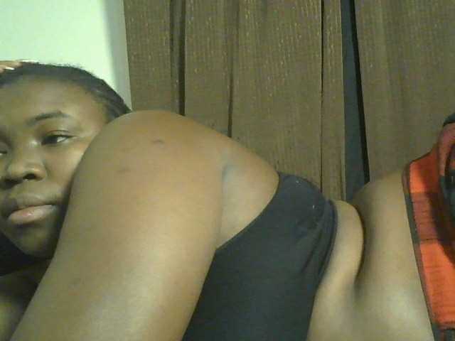 sexyebonita1 live cam on BongaCams