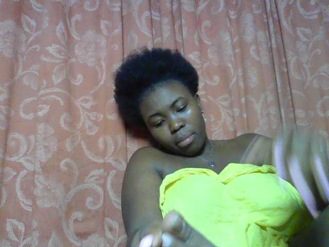 sexyebonita1 live cam on BongaCams