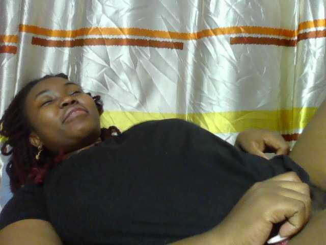 sexyebonita1 live webcam show