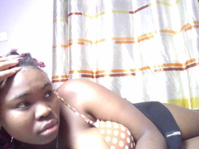 sexyebonita1 live cam on BongaCams