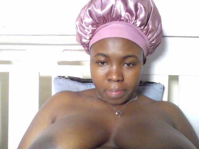 sexyebonita1 live cam on BongaCams