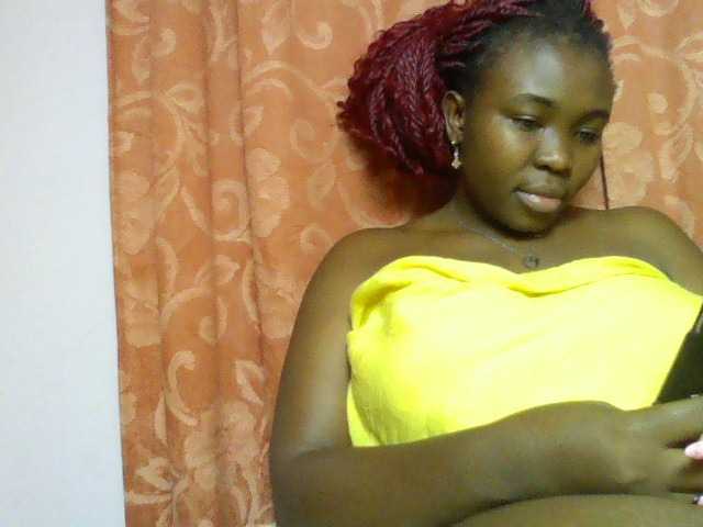 sexyebonita1 live cam on BongaCams