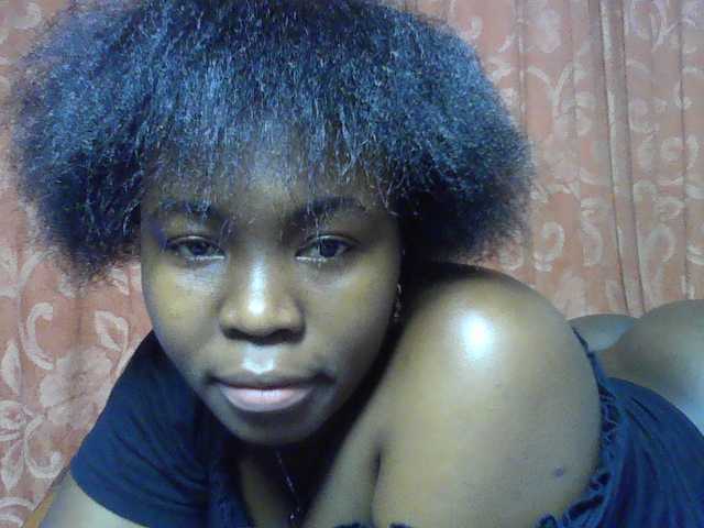 sexyebonita1 live cam on BongaCams
