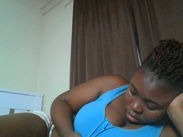 sexyebonita1 live cam on BongaCams